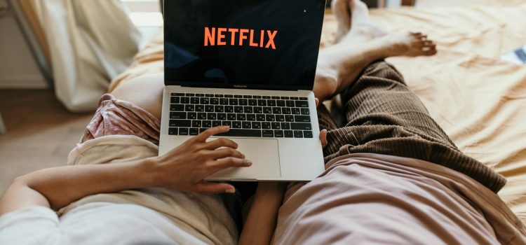 Premiery na Netflixie w lipcu 2021 – co warto obejrzeć?