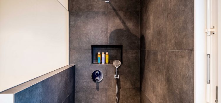 Rozwiązania, dzięki którym Twoja łazienka będzie nowoczesna i funkcjonalna
