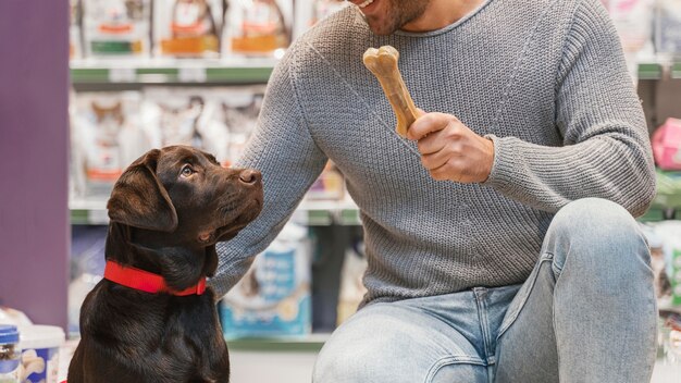 Czy miękkie przysmaki są odpowiednie dla starszych psów?